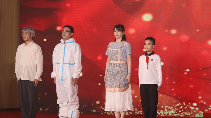 2-情景劇《為農(nóng)服務，一直在路上》_副本.jpg